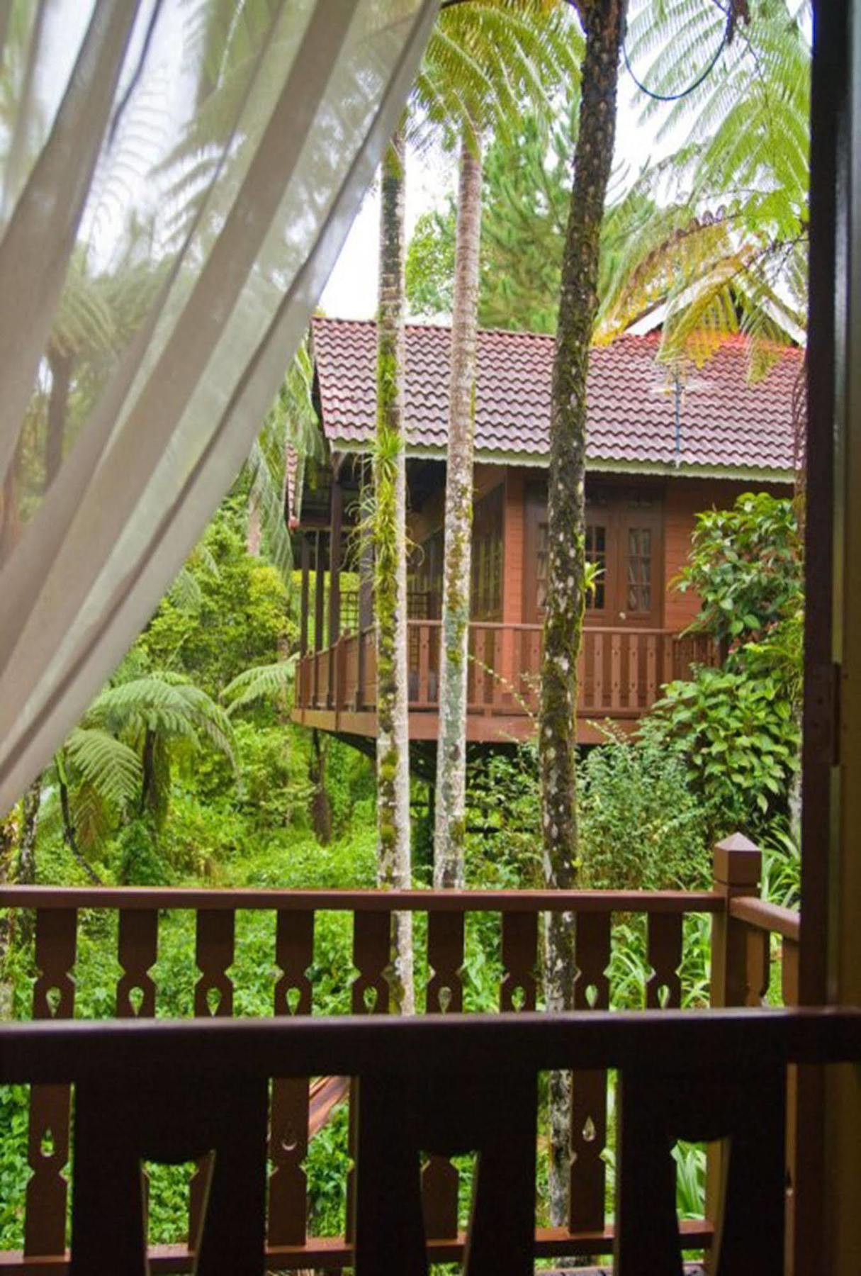 Borneo Highlands Resort Padawan Exterior foto